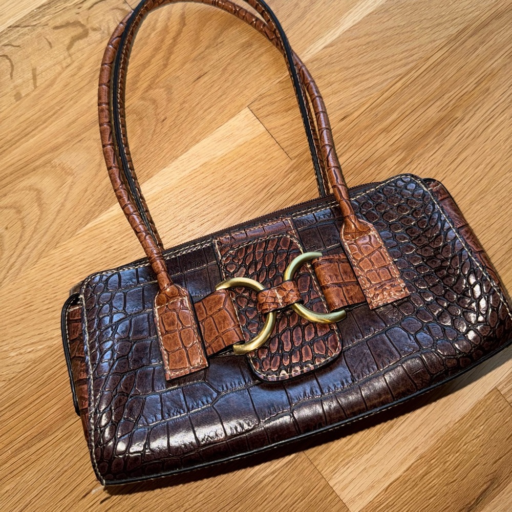 Elegant Crocodile Pattern Brown Handbag